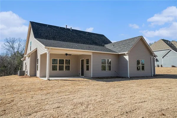 a front view of house with yard