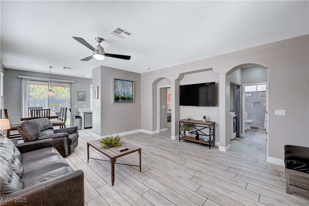 Undisclosed Address Las Vegas, NV 89144 - Photo 3 of 24