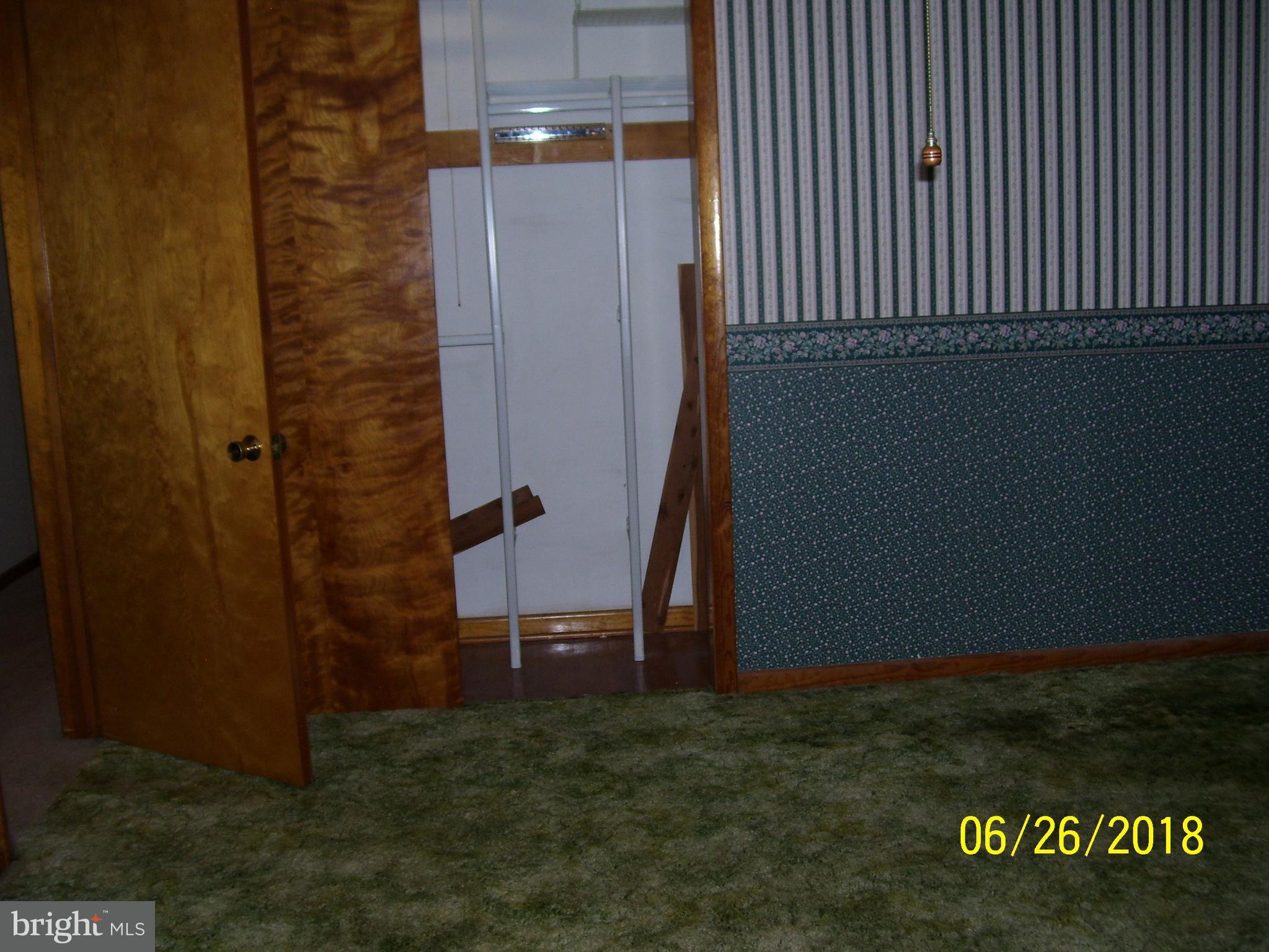 38 Grandview Road Hummelstown, PA 17036 - Photo 14 of 35 MBEDRM: CLOSET SHELVING & CEILING FAN/LIGHT
