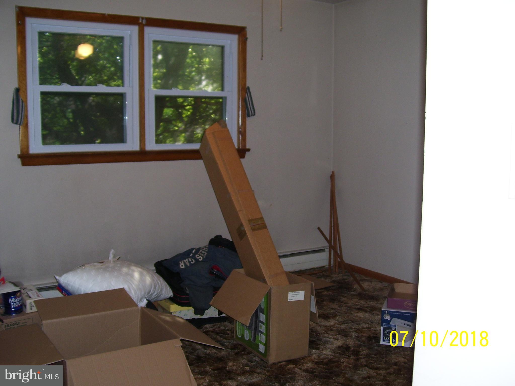 38 Grandview Road Hummelstown, PA 17036 - Photo 23 of 35 BEDROOM 3 : Ceiling/Light Fan, Closet,
