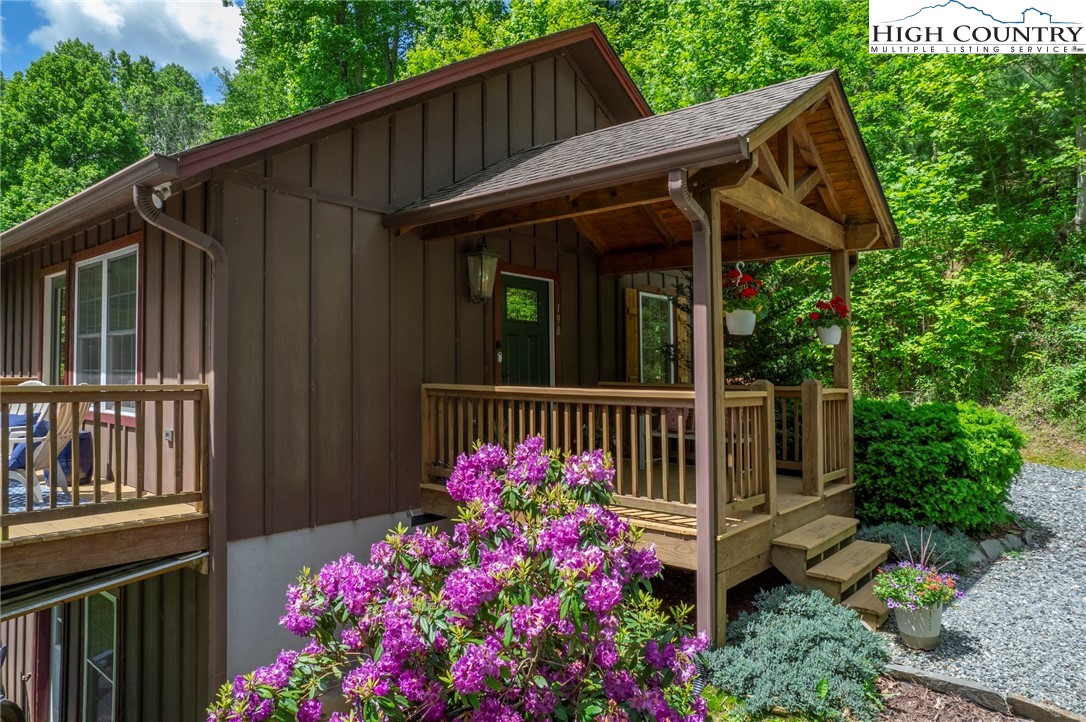 198 Eagles Path Boone, NC 28607 - Photo 3 of 44