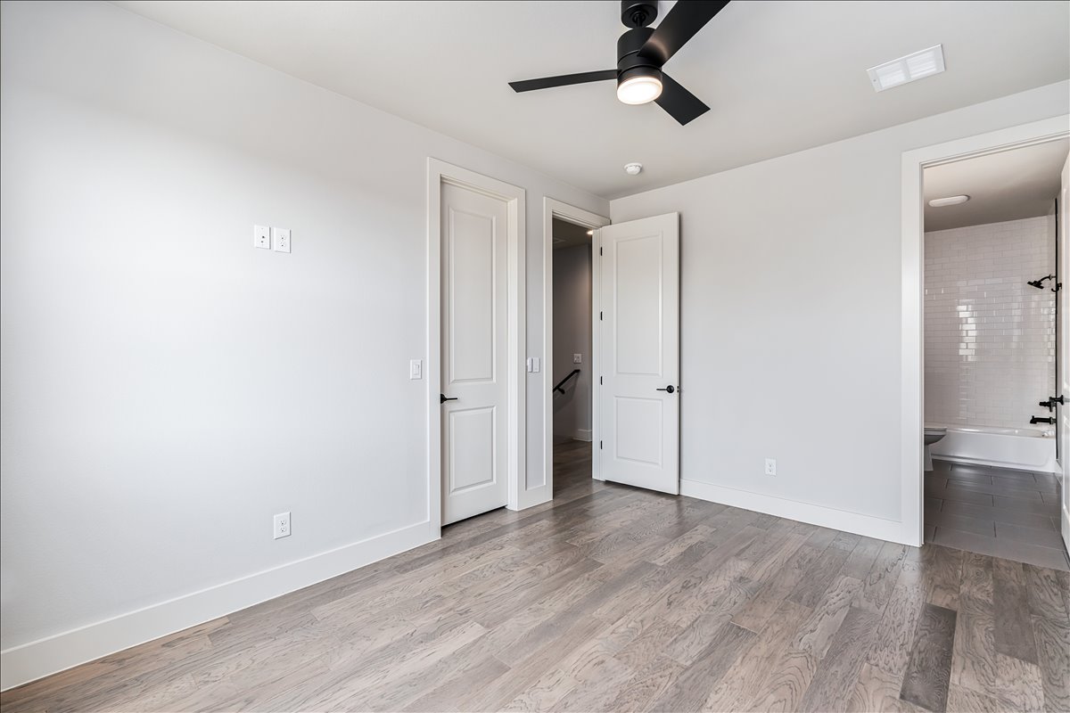 7910 Ryans Way Austin, TX 78726 - Photo 26 of 39 Neutral tones and modern finishes create a versatile room that easily adapts to a variety of furniture styles.