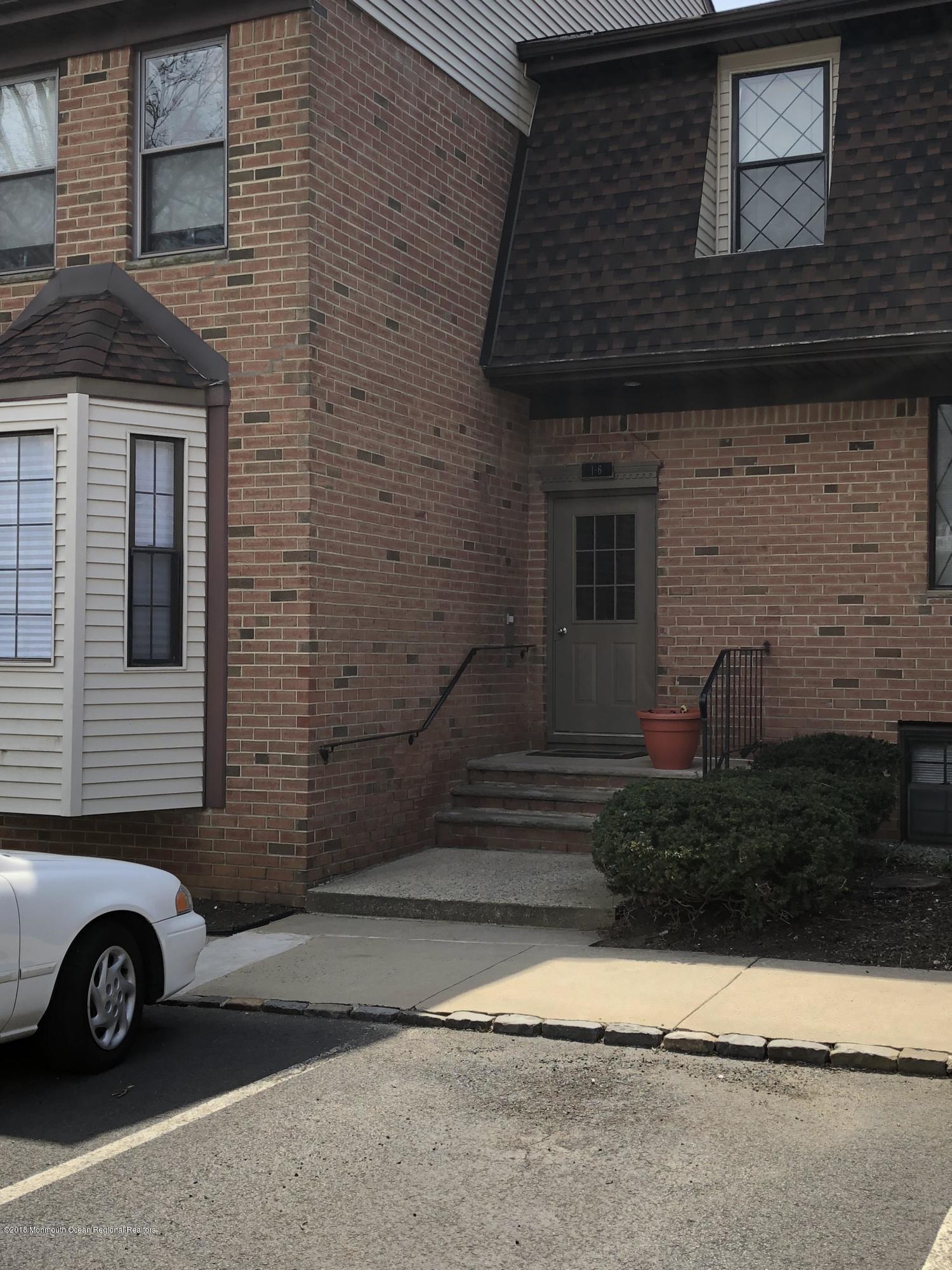 200 Portland Road, Unit C2 Highlands, NJ 07732 - Photo 7 of 18 200 Portland outside entry2