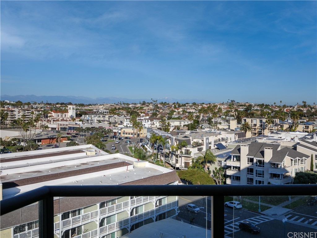 531 Esplanade, Unit 913 Redondo Beach, CA 90277 - Photo 25 of 42 a view of a city