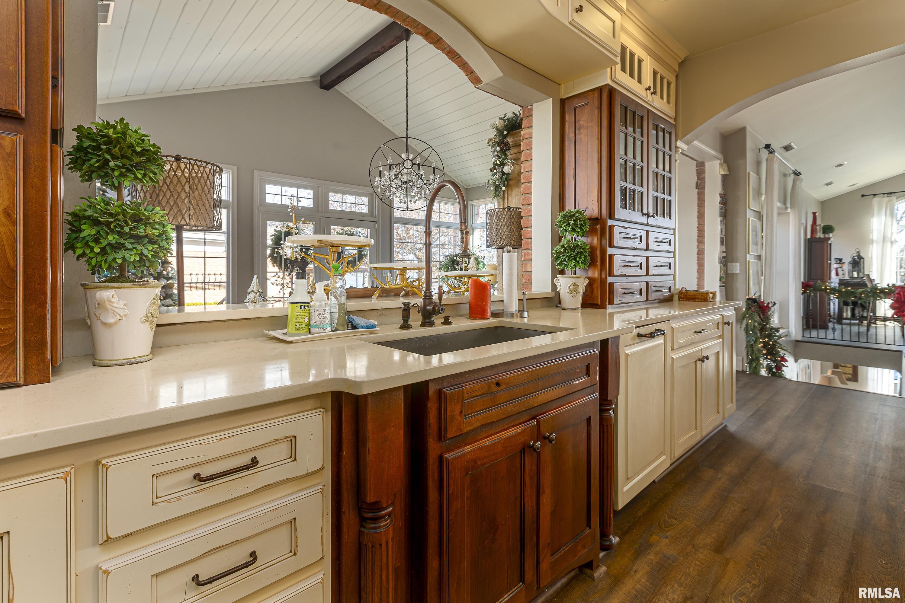 1250 Howard Road Marion, IL 62959 - Photo 21 of 88 Gallery Image 21