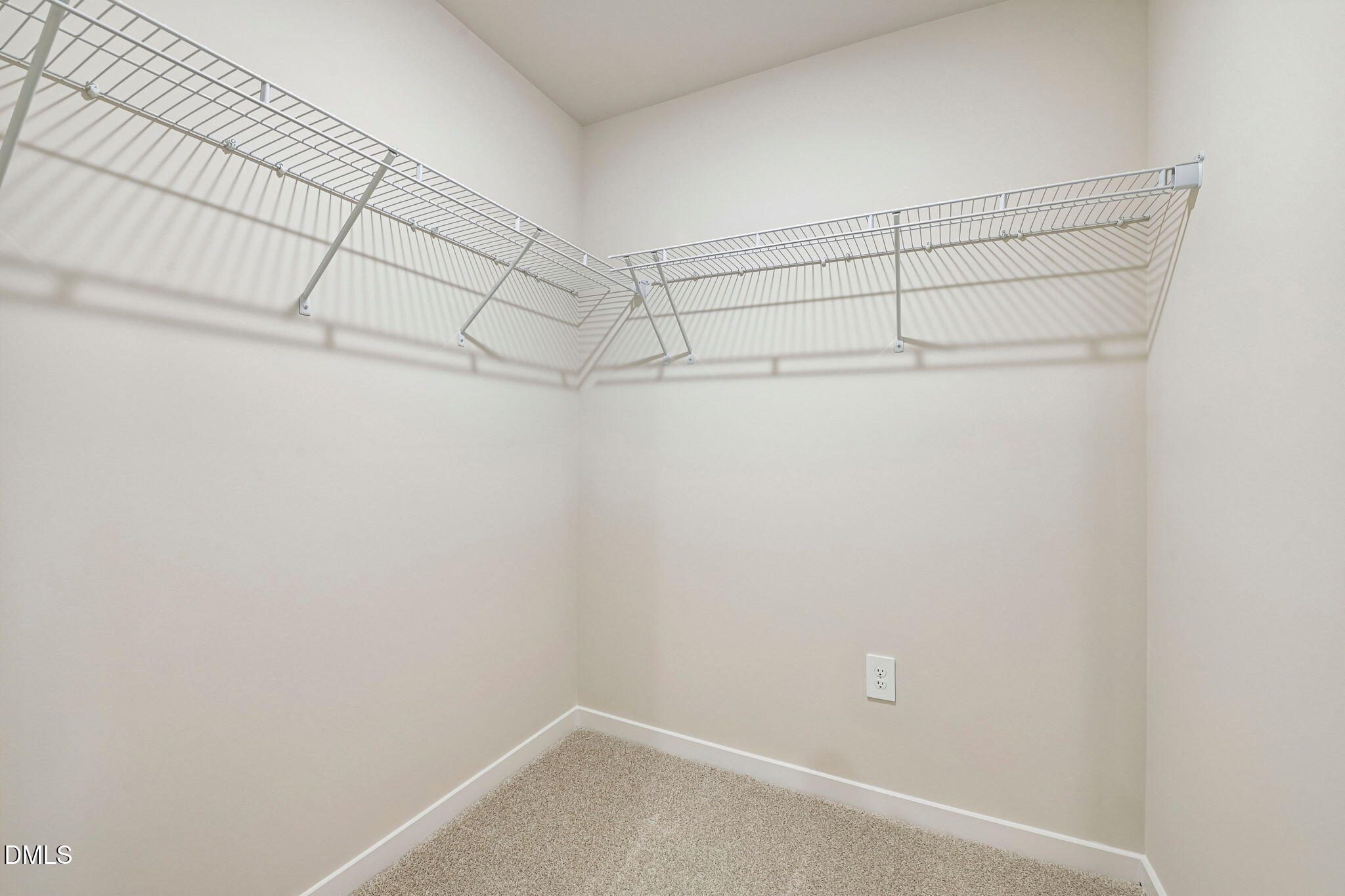 1505 Hatteras Road Durham, NC 27703 - Photo 27 of 44 27-web-or-mls-Raleigh - Avalon Place - 1