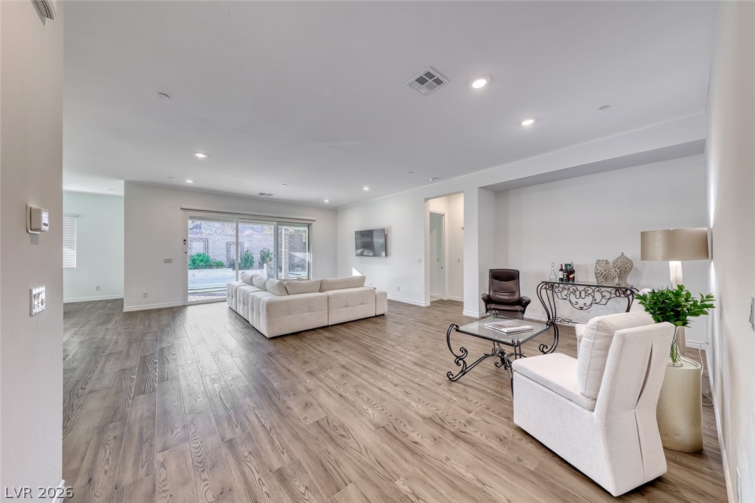 141 Juliette Pointe Lane Henderson, NV 89011 - Photo 10 of 67
