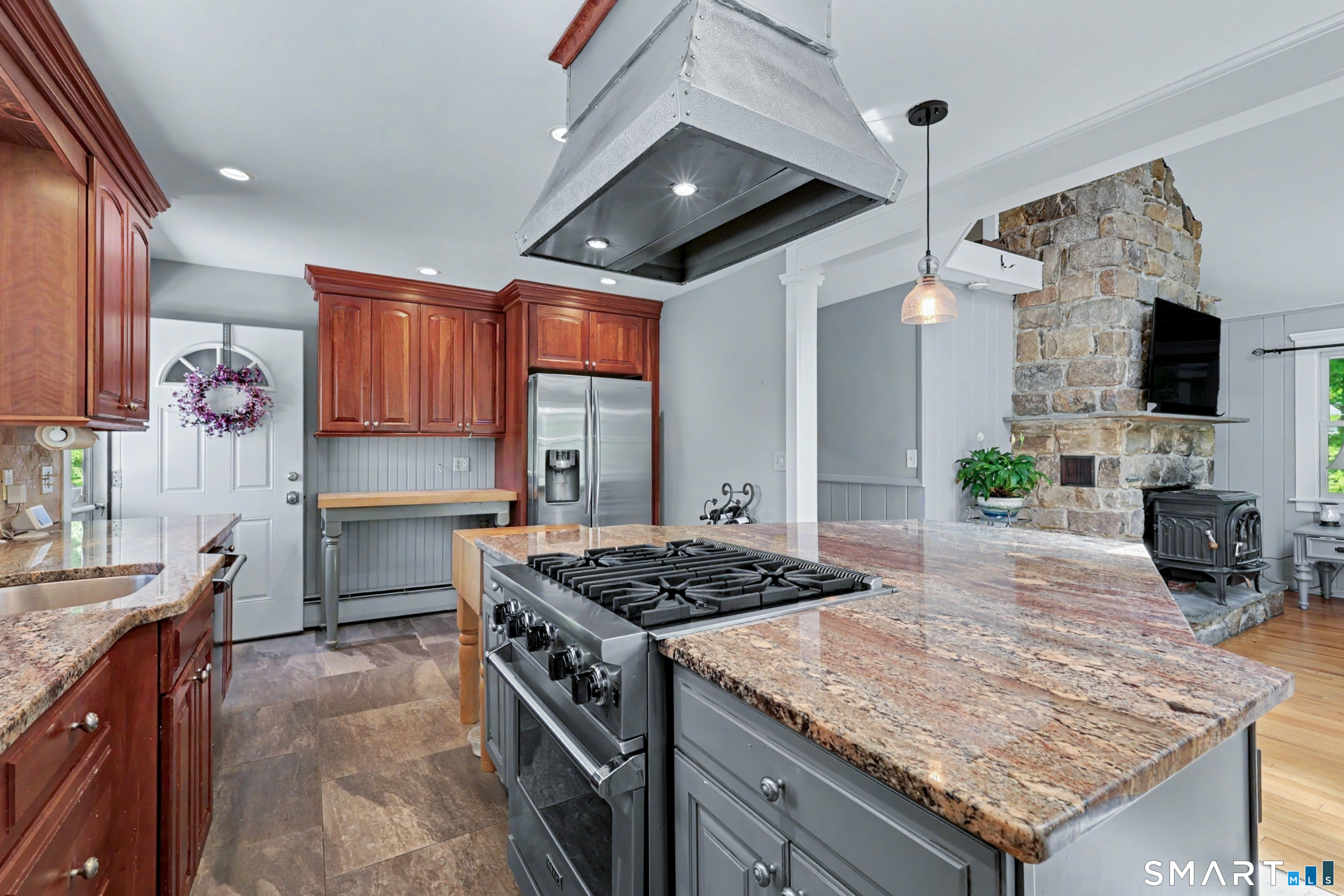 1 Lookout Drive Ridgefield, CT 06877 - Photo 12 of 37