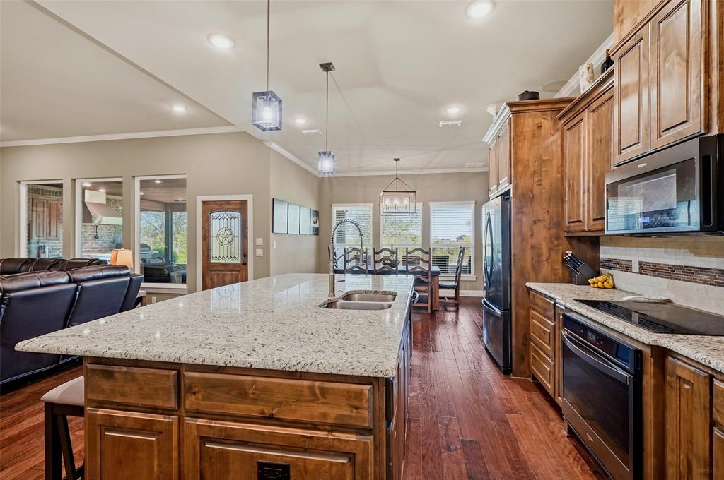 56 Turtle Point Lane Gordonville, TX 76245 - Photo 11 of 40