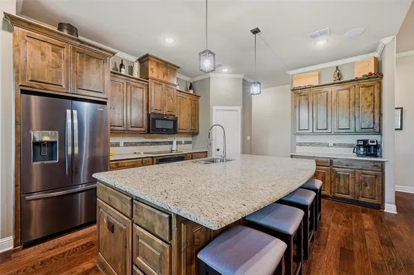 $879,000 | 56 Turtle Point Lane, Gordonville, TX 76245