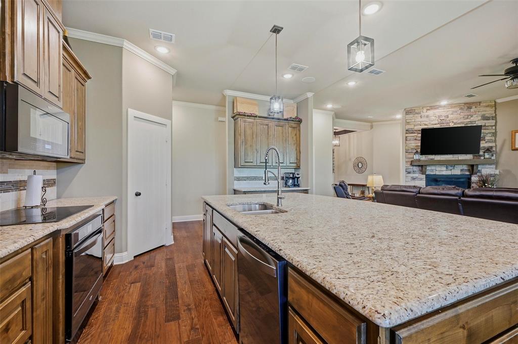 56 Turtle Point Lane Gordonville, TX 76245 - Photo 10 of 40