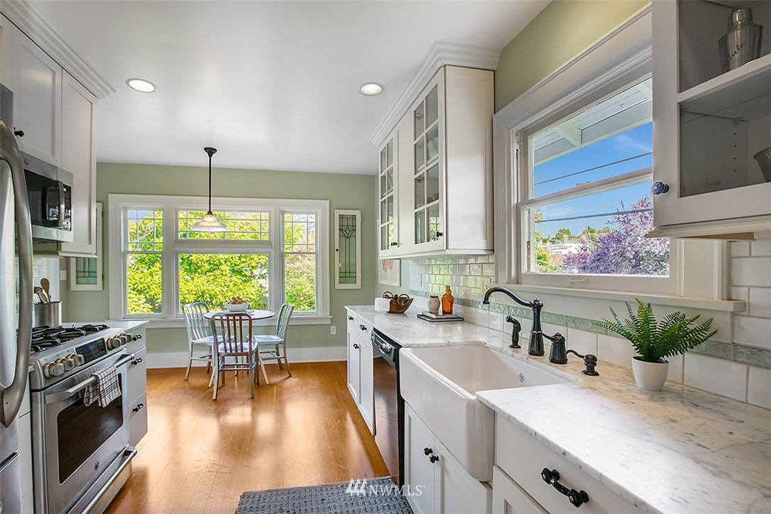 556 North 66th Street Seattle, WA 98103 - Photo 11 of 33 Gallery Image 11