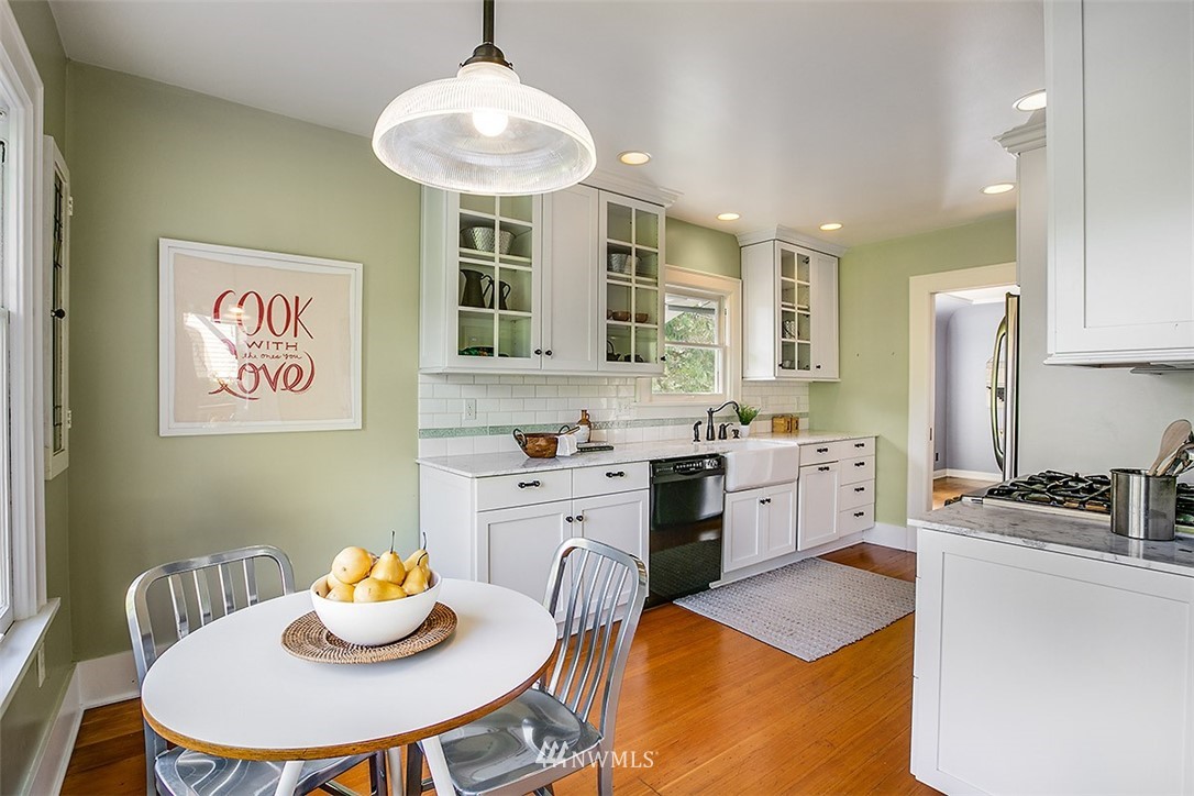 556 North 66th Street Seattle, WA 98103 - Photo 16 of 33 Gallery Image 16