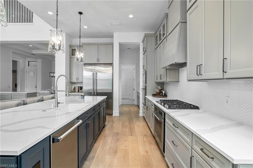 16092 Verilyn Circle Naples, FL 34110 - Photo 8 of 44