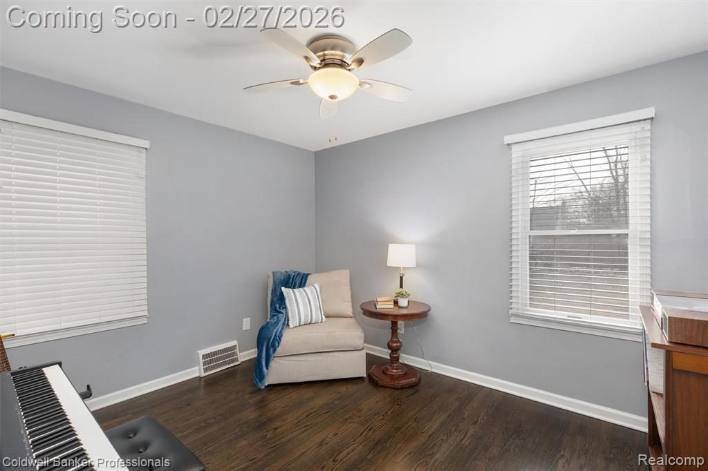 2427 Harvard Road Berkley, MI 48072 - Photo 14 of 32 Gallery Image 14