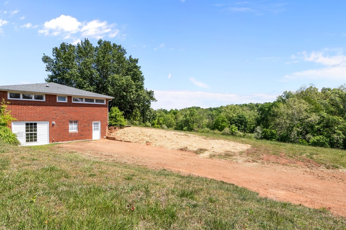 1720 Duke Loop Dickson, TN 37055 - Photo 31 of 38