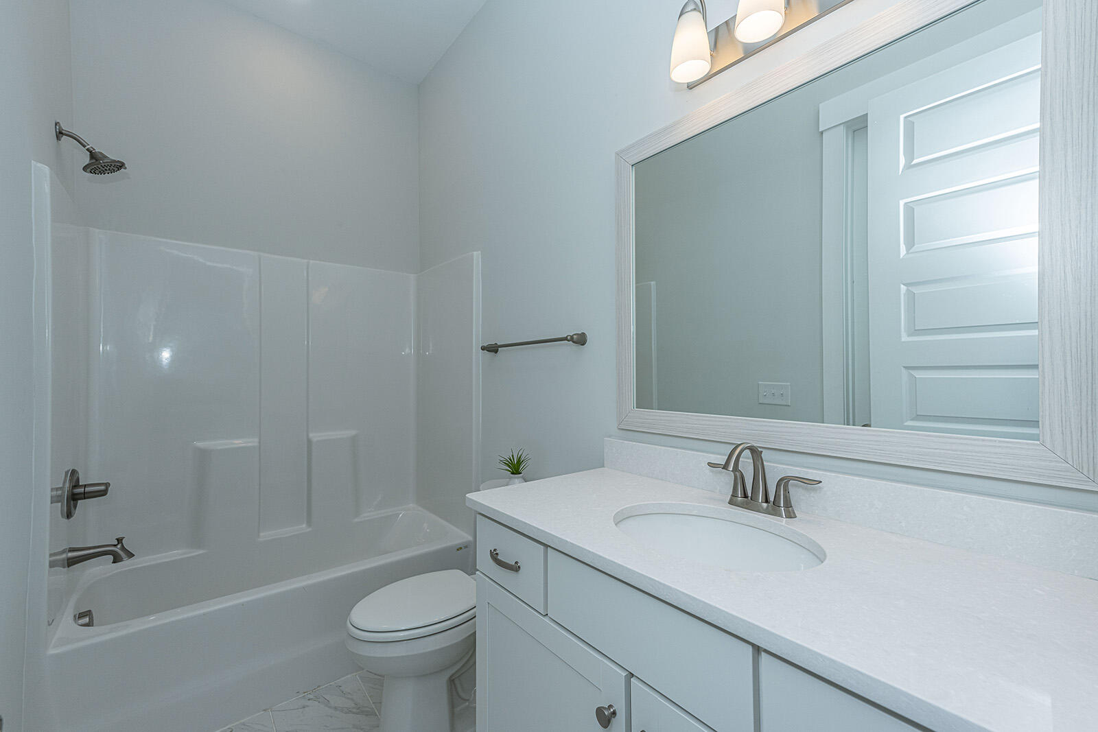 3498 Habenaria Rd Mount, Unit 10 Mount Pleasant, SC 29466 - Photo 15 of 34 Bathroom - Albemarle B - Cottages at Car