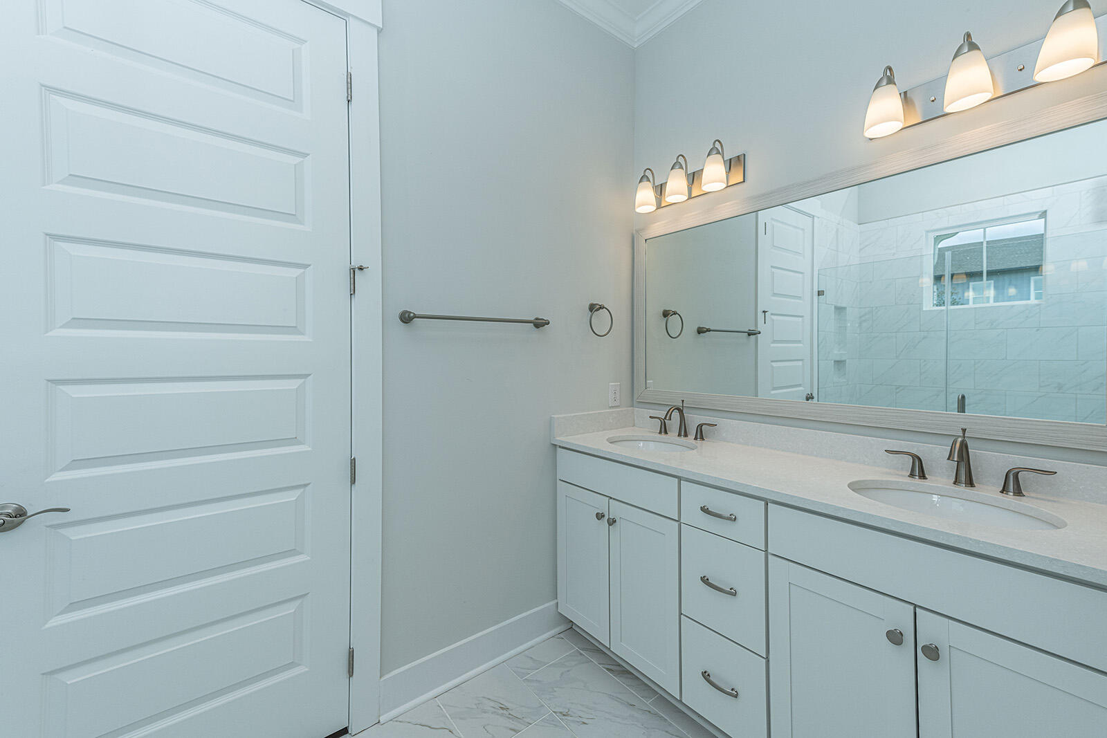 3498 Habenaria Rd Mount, Unit 10 Mount Pleasant, SC 29466 - Photo 27 of 34 Primary Bathroom - Albemarle B - Cottage