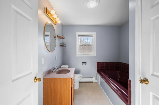 $549,900 | 235 Beauty Hill Road, Barrington, NH 03825