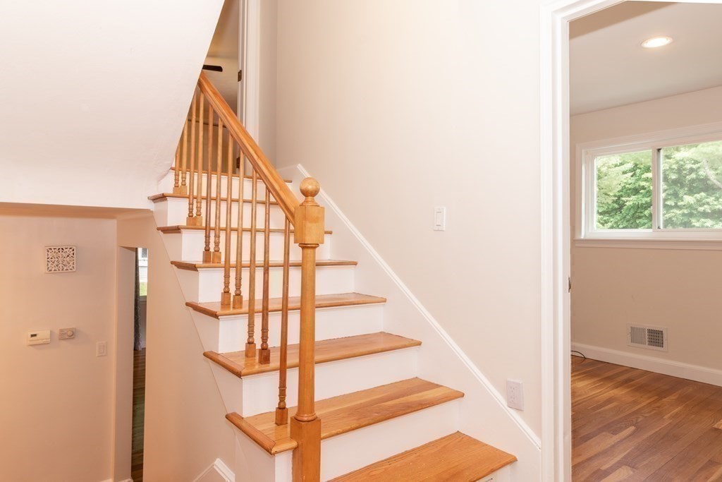 1 Stagecoach Road Medfield, MA 02052 - Photo 19 of 37 Gallery Image 19