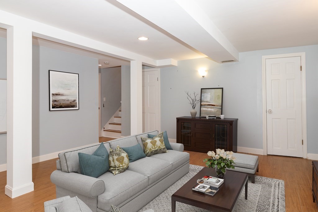 1 Stagecoach Road Medfield, MA 02052 - Photo 25 of 37 Gallery Image 25