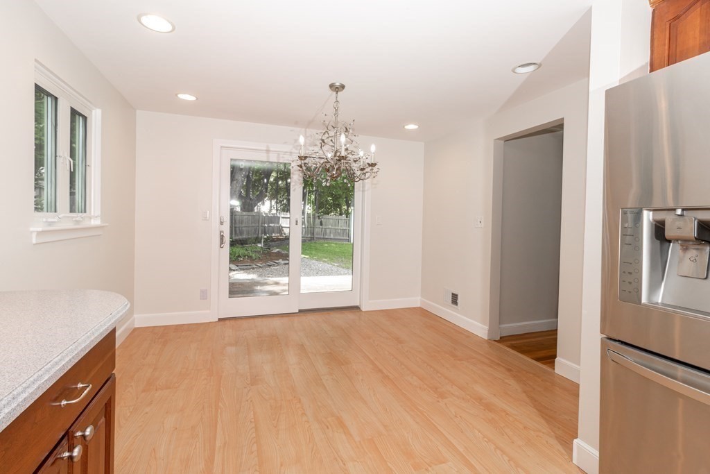 1 Stagecoach Road Medfield, MA 02052 - Photo 6 of 37 Gallery Image 6