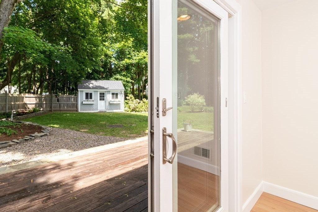 1 Stagecoach Road Medfield, MA 02052 - Photo 7 of 37 Gallery Image 7