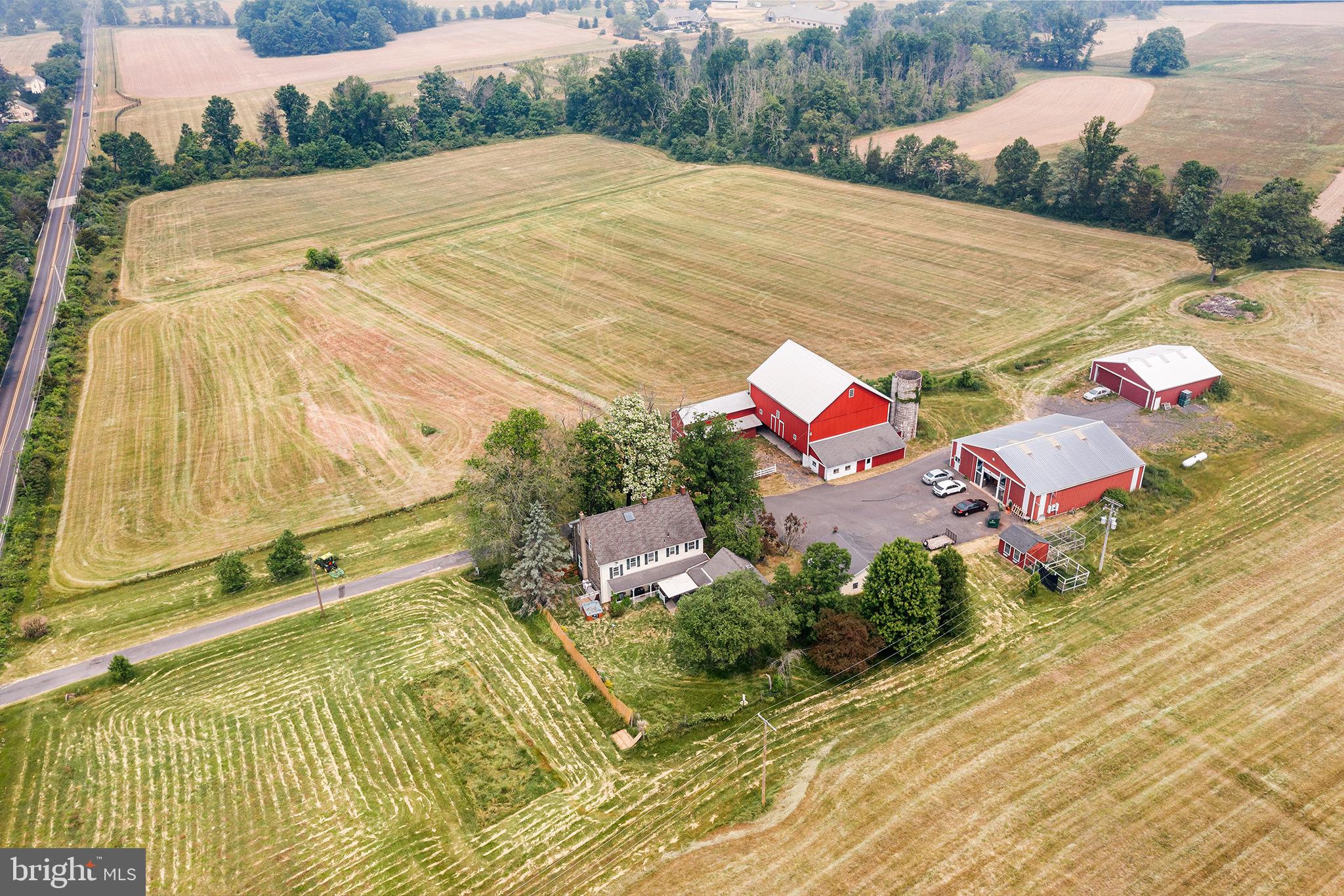 591 Union Road Quakertown, PA 18951 - Photo 2 of 33