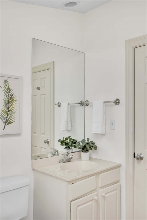 19 Wall Street Wellesley, MA 02481 - Photo 12 of 18