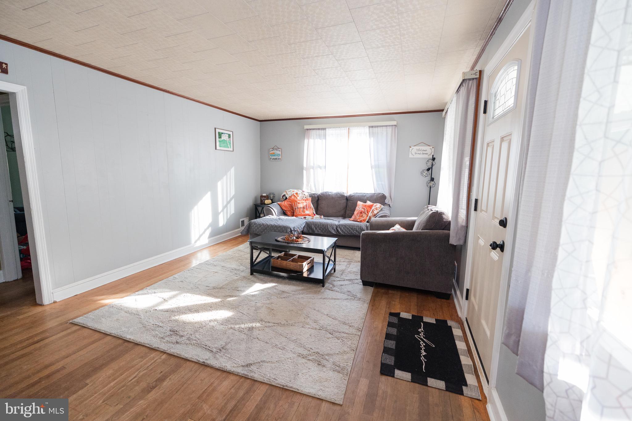 5349 Woodville Road Mount Airy, MD 21771 - Photo 7 of 41 Gallery Image 7