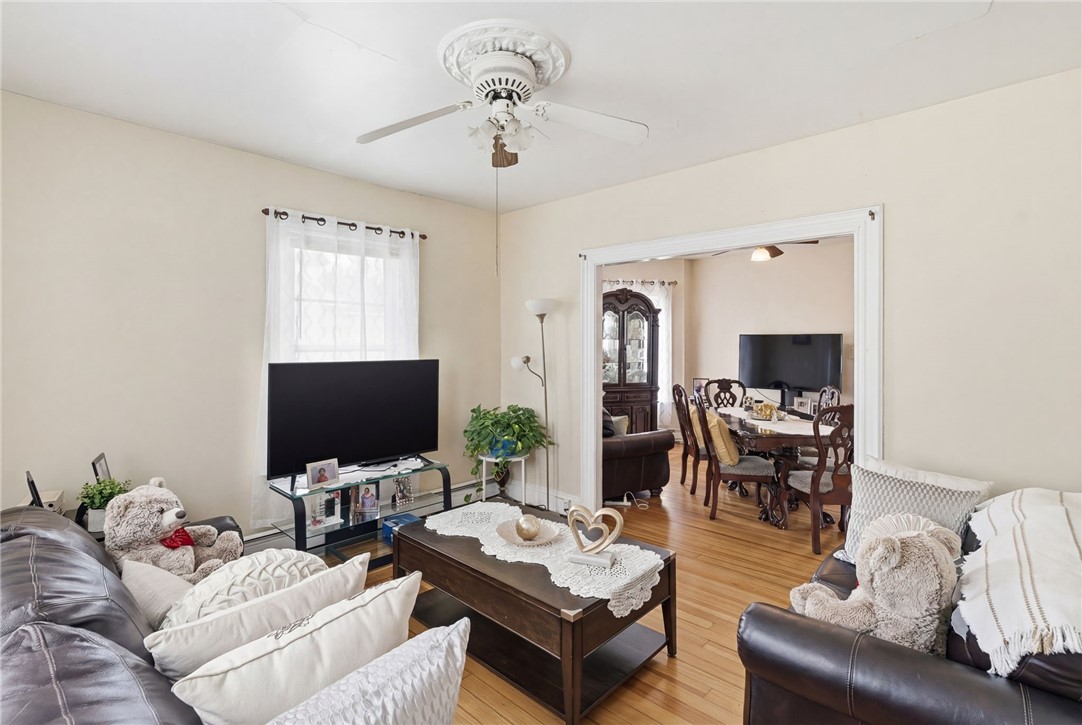 35 Allen Avenue Pawtucket, RI 02860 - Photo 12 of 29