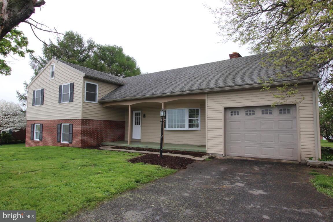 10 Harristown Road Paradise, PA 17562 - Photo 2 of 17 Gallery Image 2