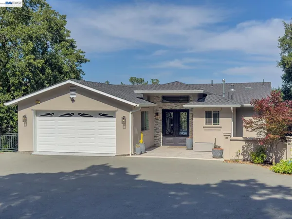 $2,000,000 | 1516 Pleasant Hill Road, Lafayette, CA 94549