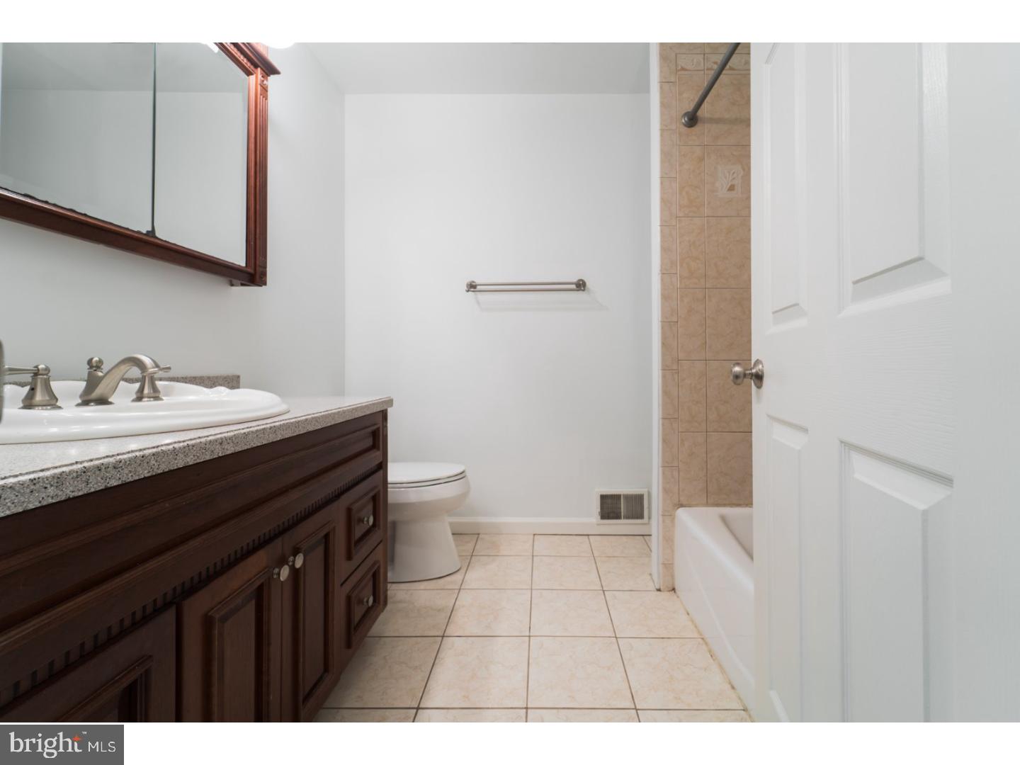 164 North Hunter Forge Road Newark, DE 19713 - Photo 15 of 19 Bathroom