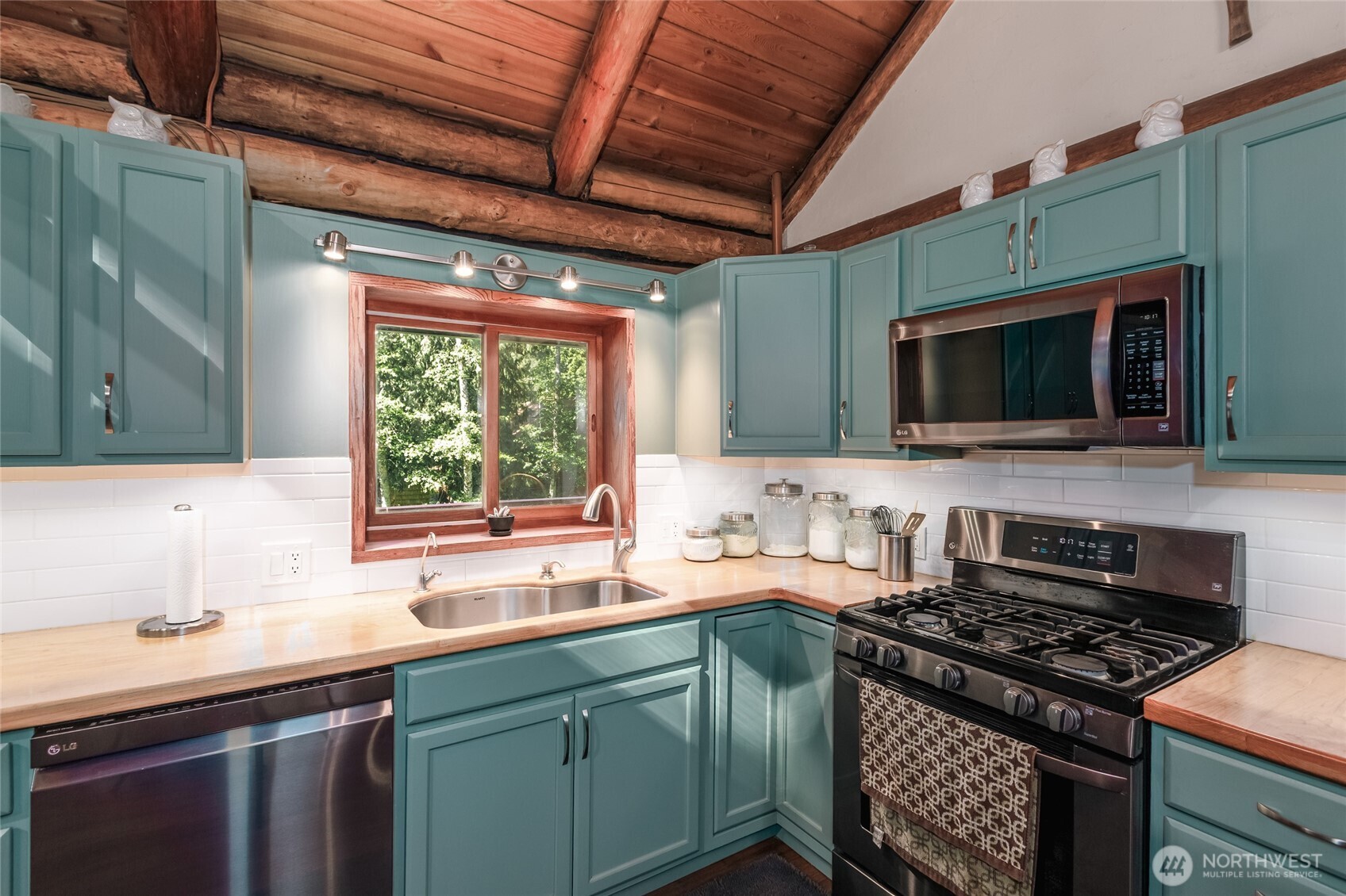 60 Miller Road Friday Harbor, WA 98250 - Photo 5 of 35