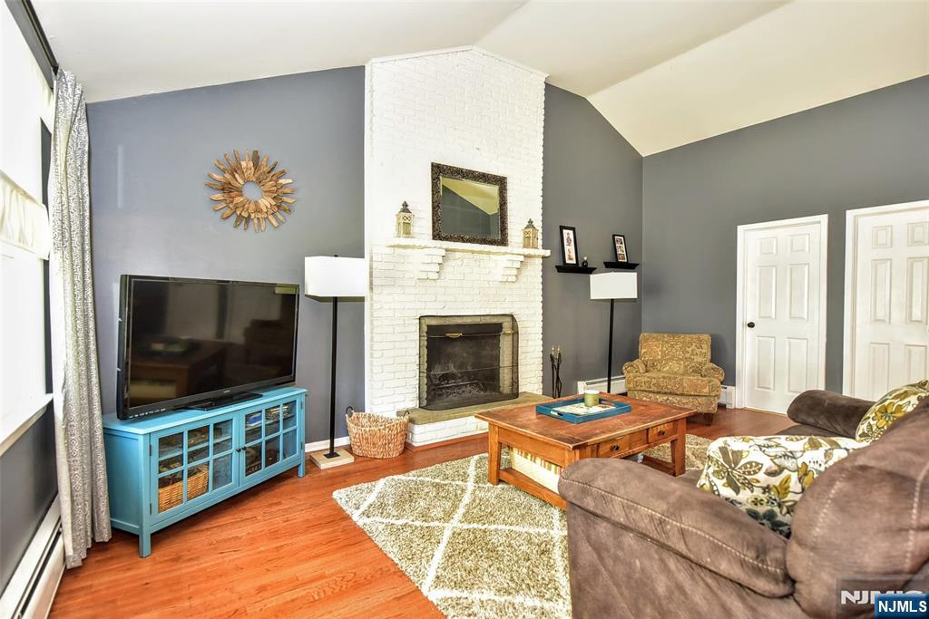 143 Nottingham Road Ramsey, NJ 07446 - Photo 12 of 24