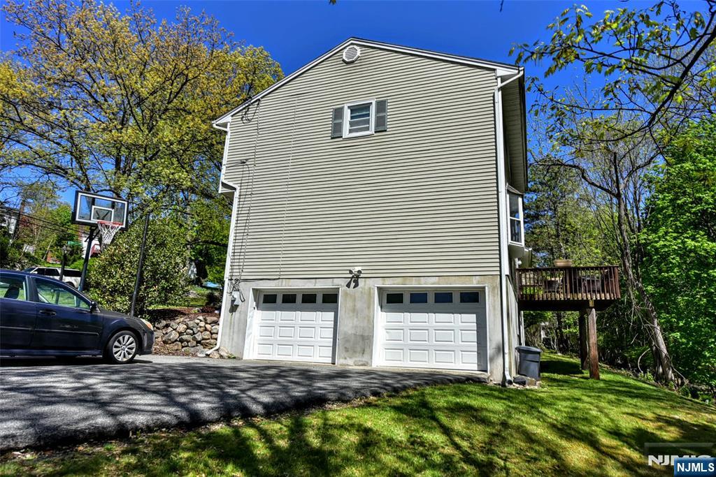 143 Nottingham Road Ramsey, NJ 07446 - Photo 23 of 24