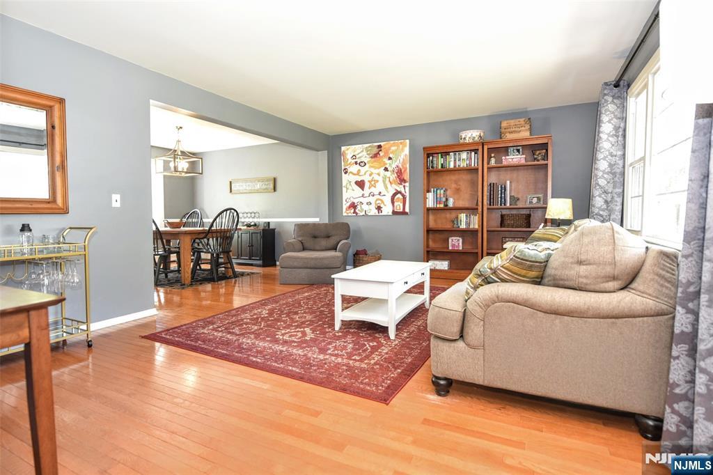 143 Nottingham Road Ramsey, NJ 07446 - Photo 4 of 24