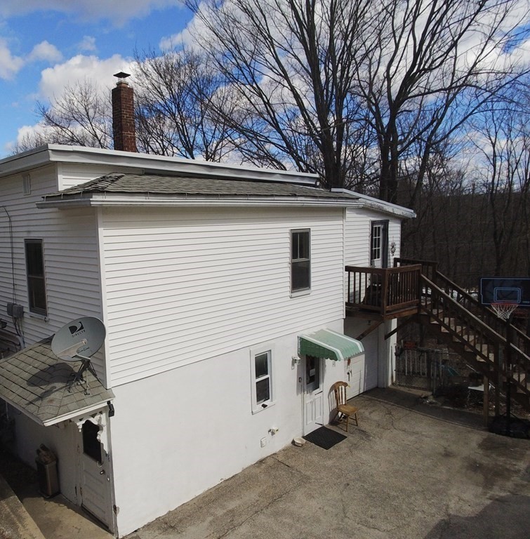 2 R Crane Street Southbridge, MA 01550 - Photo 2 of 27 Gallery Image 2