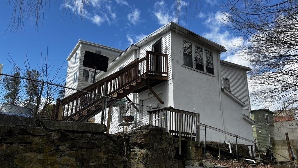 2 R Crane Street Southbridge, MA 01550 - Photo 3 of 27 Gallery Image 3