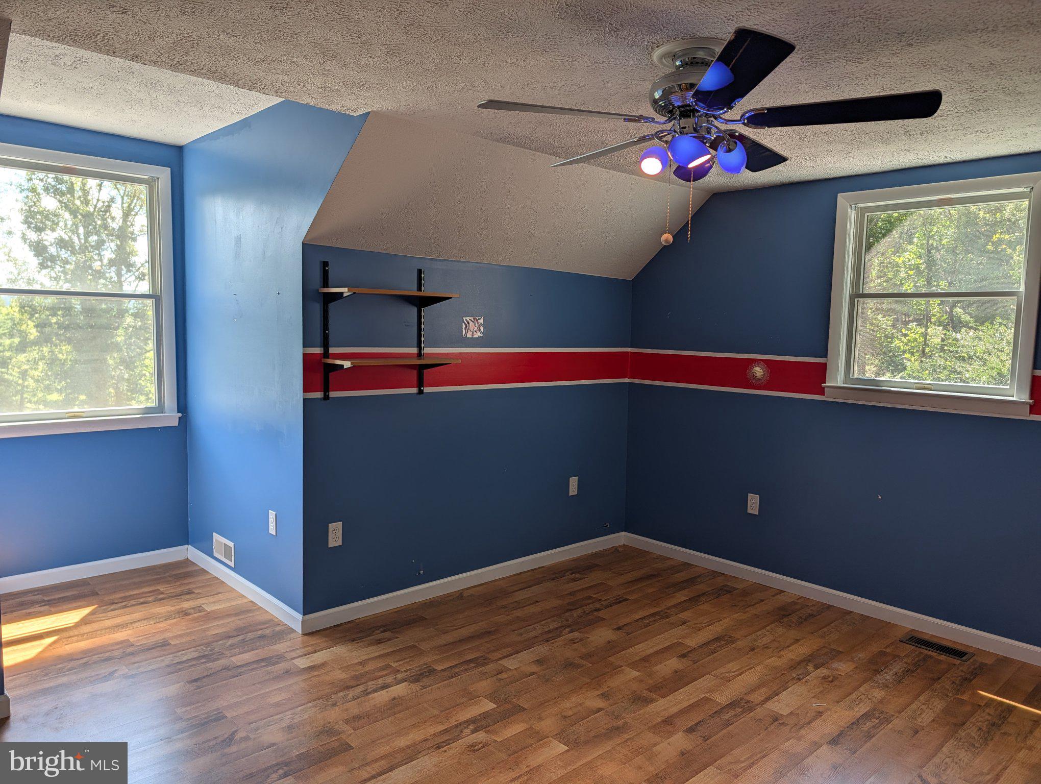 23 Harry Settle Road Castleton, VA 22716 - Photo 16 of 21 Bedroom 2 Upper level