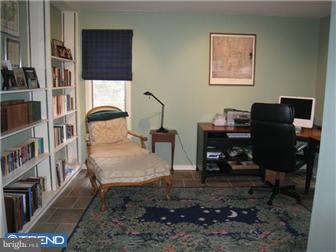 403 Round Hill Road Wayne, PA 19087 - Photo 6 of 12 Office / Study