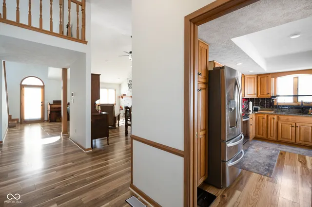 $335,000 | 305 Sandbrook Drive, Noblesville, IN 46062