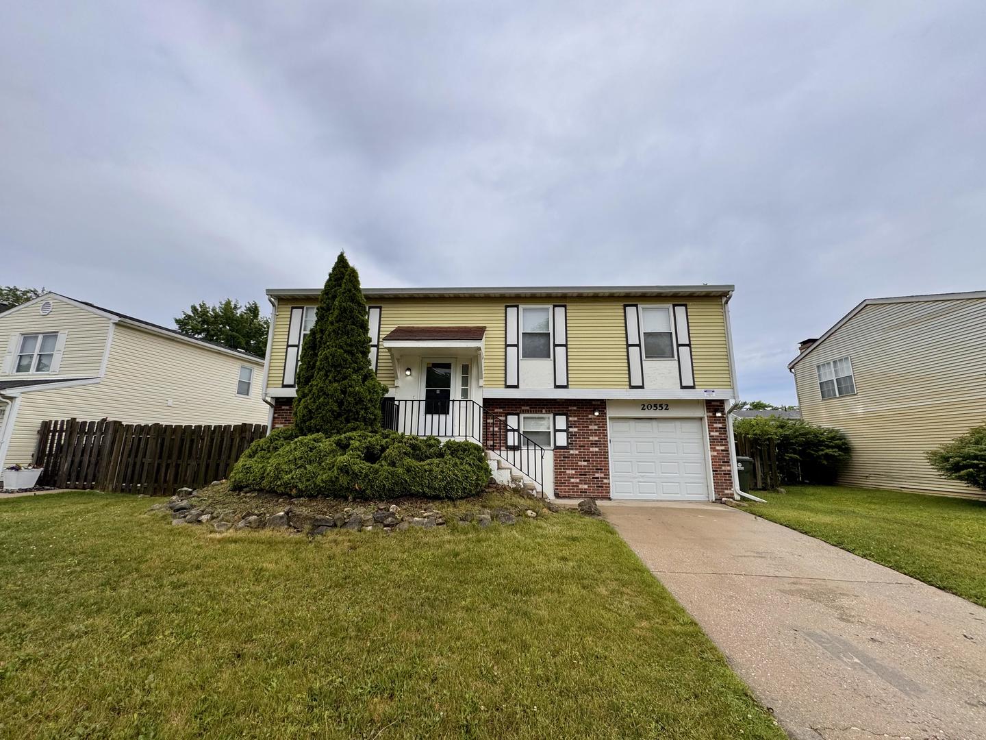 20552 South Frankfort Square Road Frankfort, IL 60423 - Photo 2 of 26