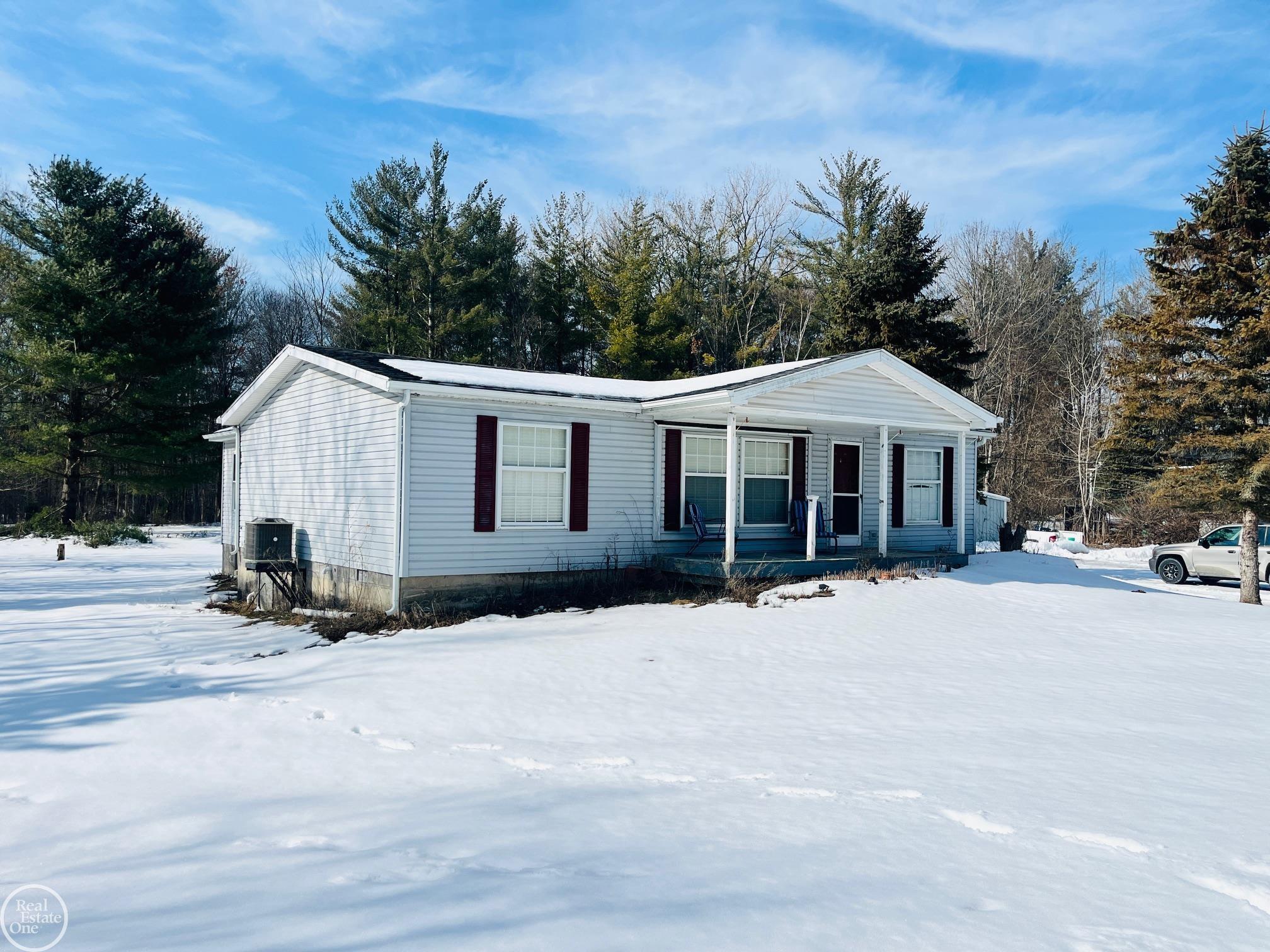 1022 South Allen Road St. Clair, MI 48079 - Photo 13 of 14