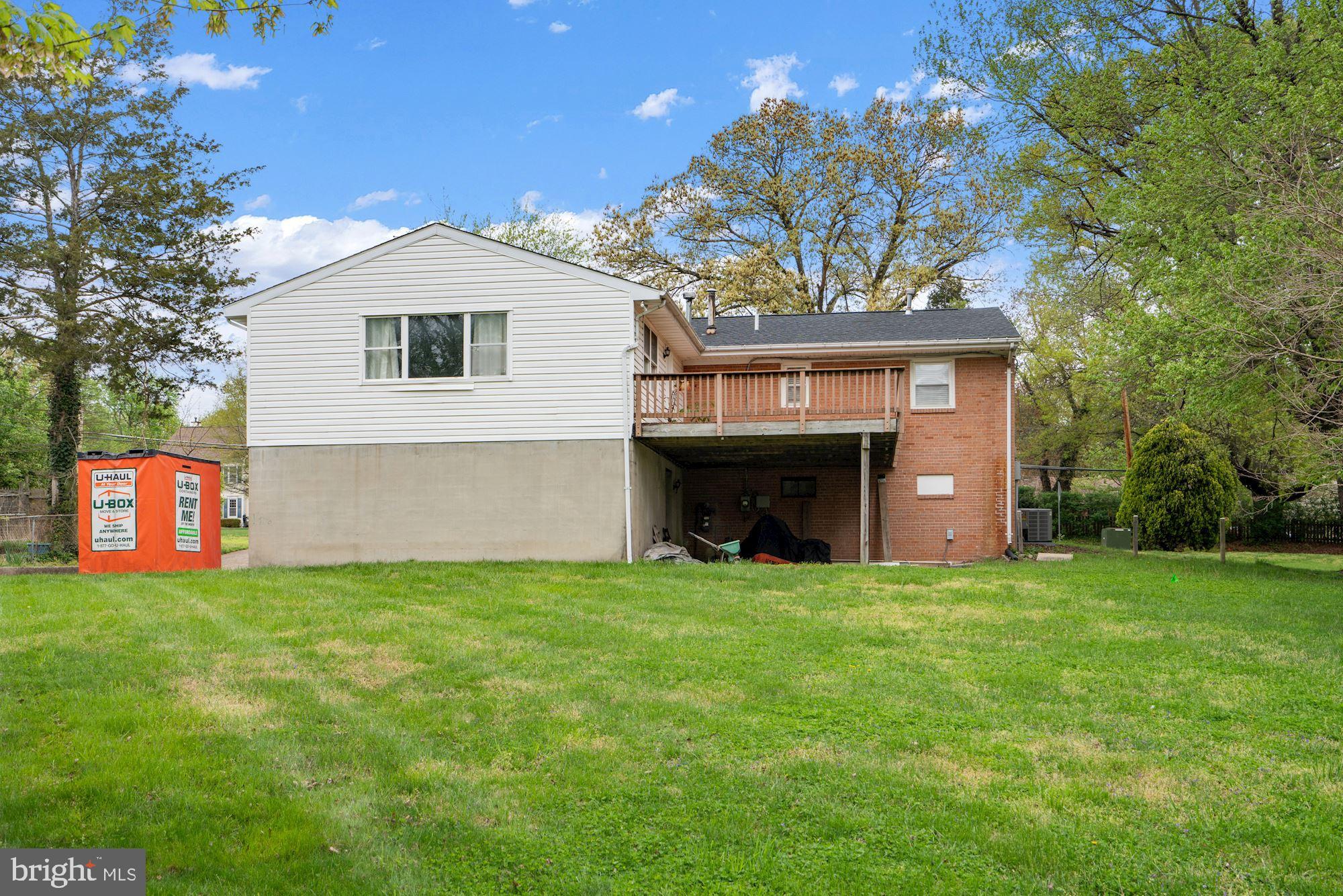 6705 Newington Road Lorton, VA 22079 - Photo 2 of 24 Rear view