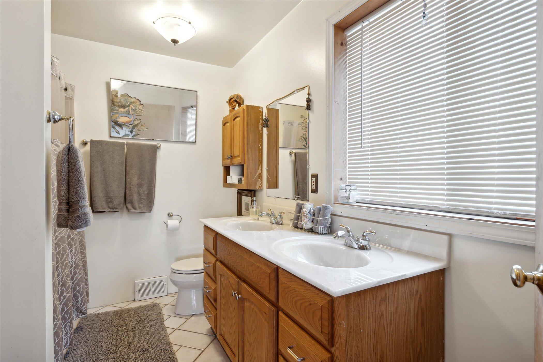 6240 Lake Road Osseo, MI 49266 - Photo 12 of 30 21-6240-Lake-Rd-WindowStill-16