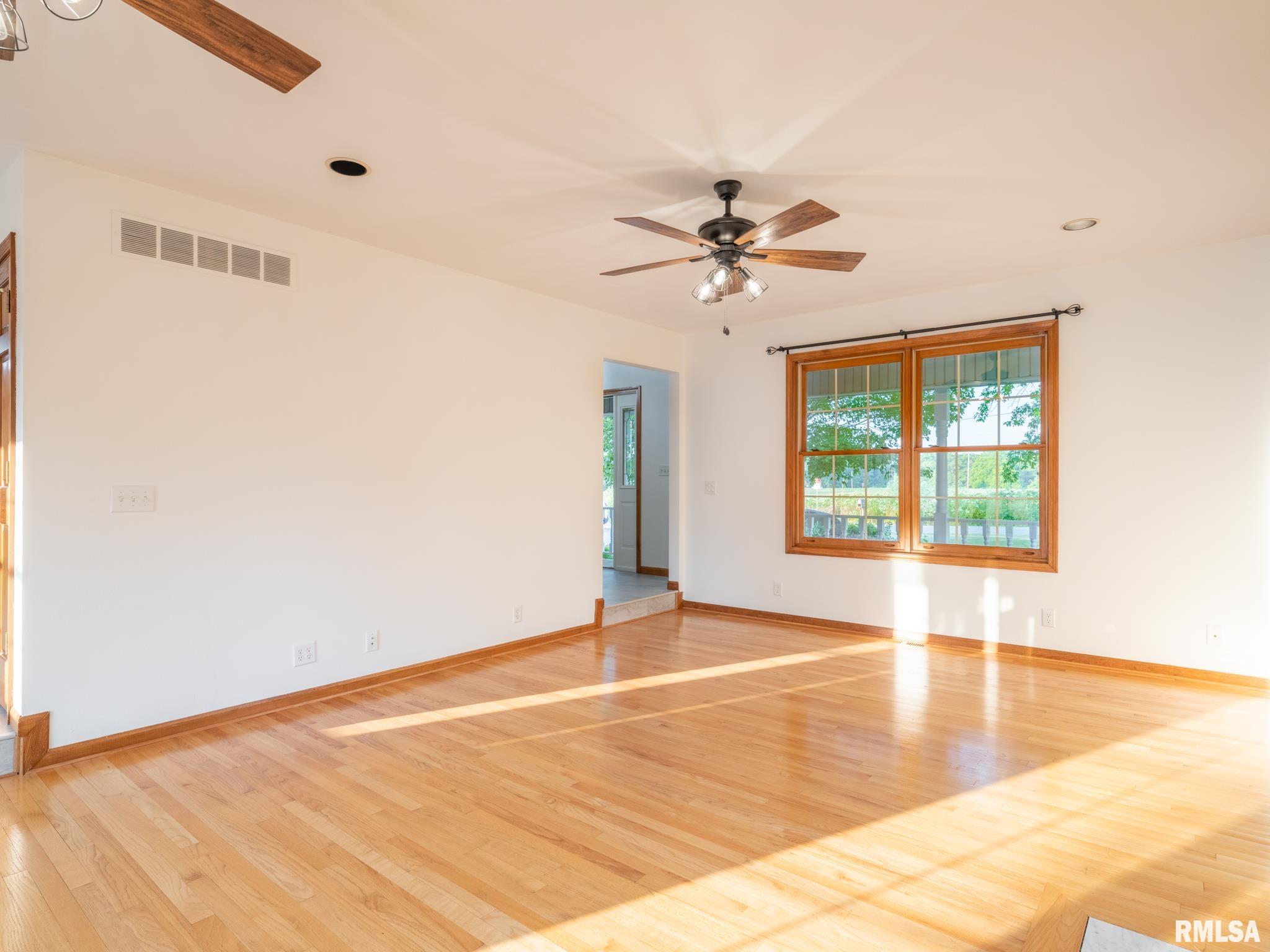 1425 California Road Pekin, IL 61554 - Photo 11 of 60 Gallery Image 11