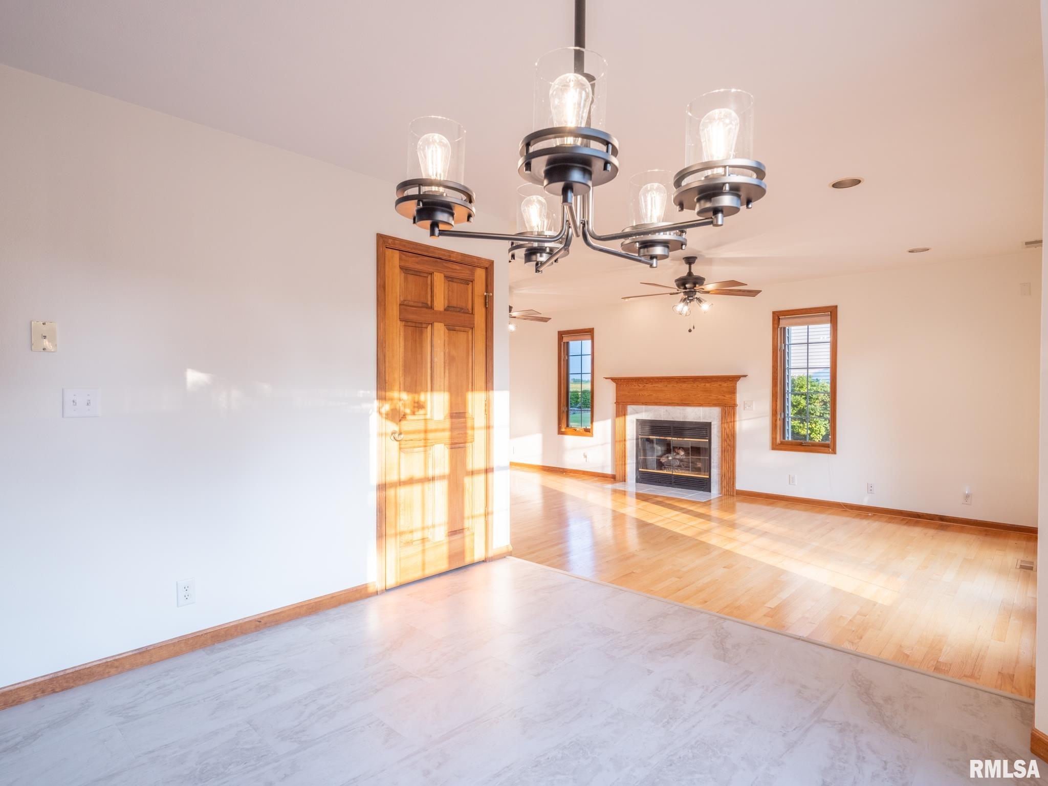 1425 California Road Pekin, IL 61554 - Photo 15 of 60 Gallery Image 15
