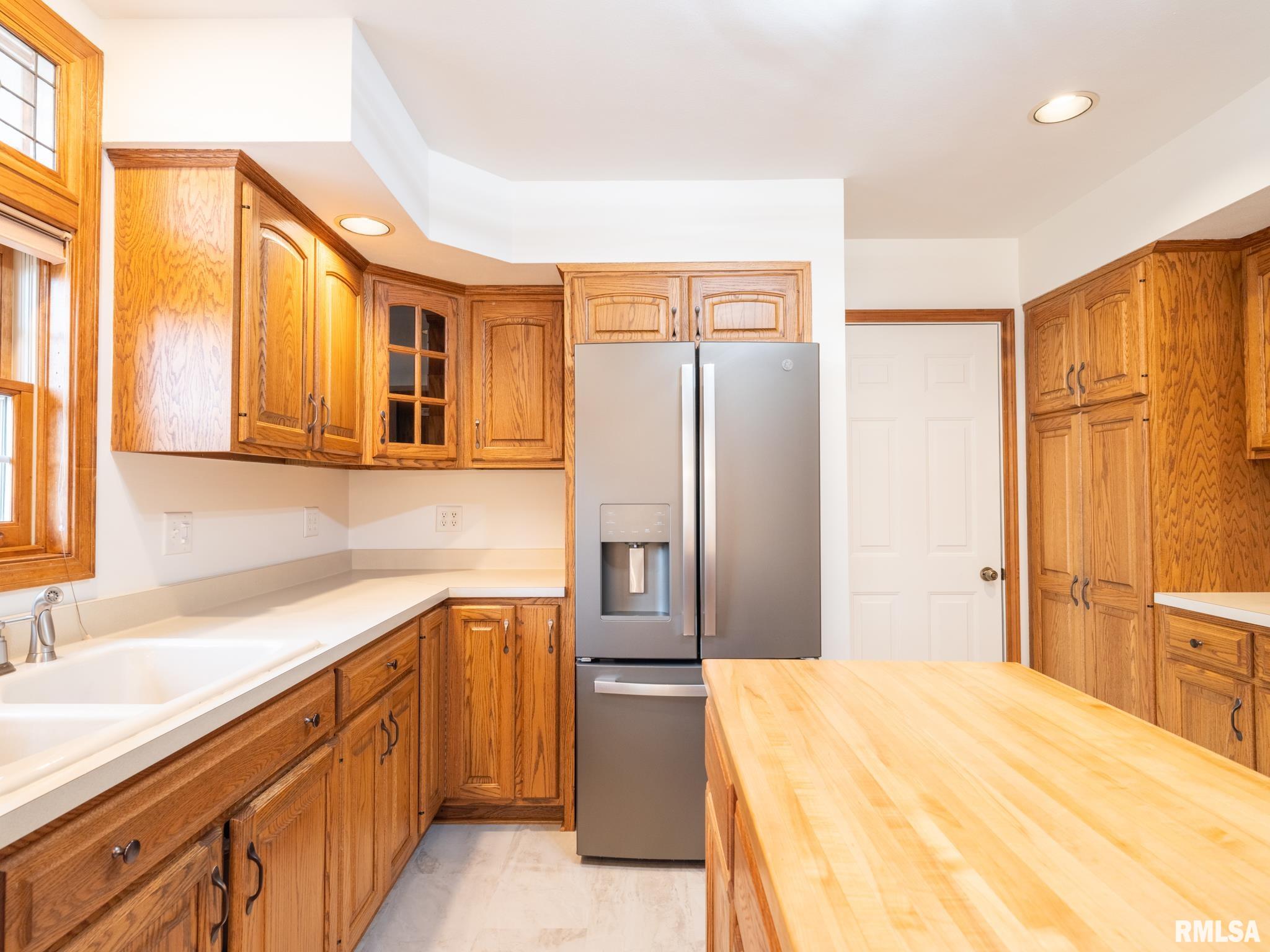 1425 California Road Pekin, IL 61554 - Photo 16 of 60 Gallery Image 16